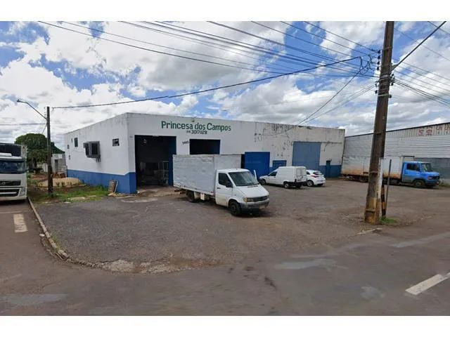 GALPAO COMERCIAL em CAMPO MOURÃO - PR, CENTRO