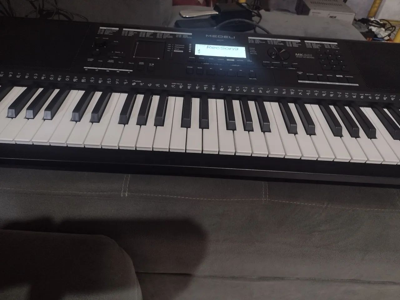 TECLADO MUSICAL MEDELI-MK401 - Foto 5