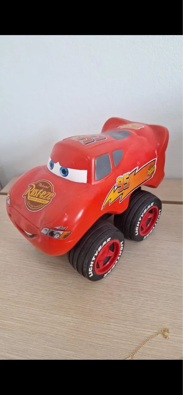 Carrinho Disney pixar fofomovel 