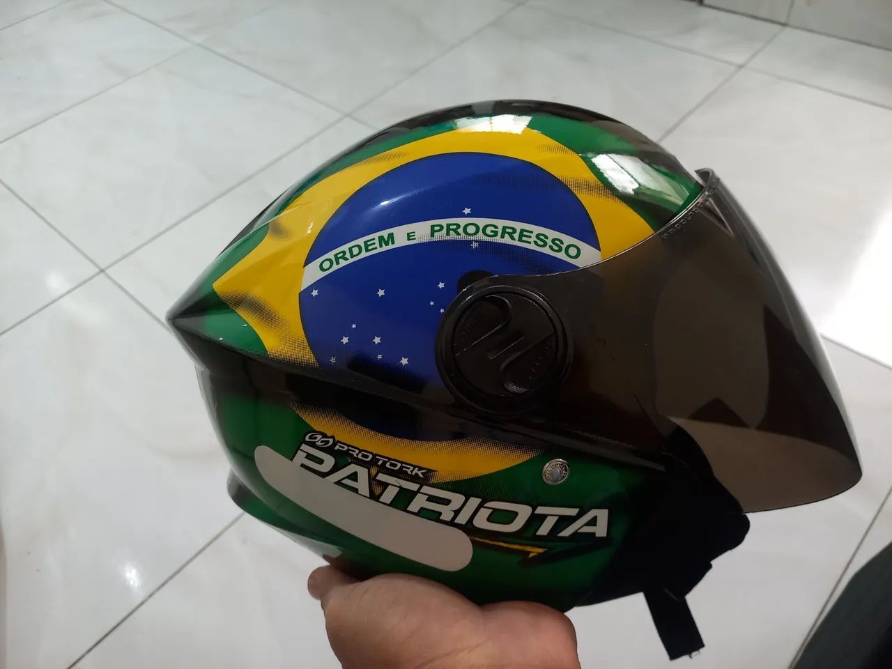 Vendo capacete número 60