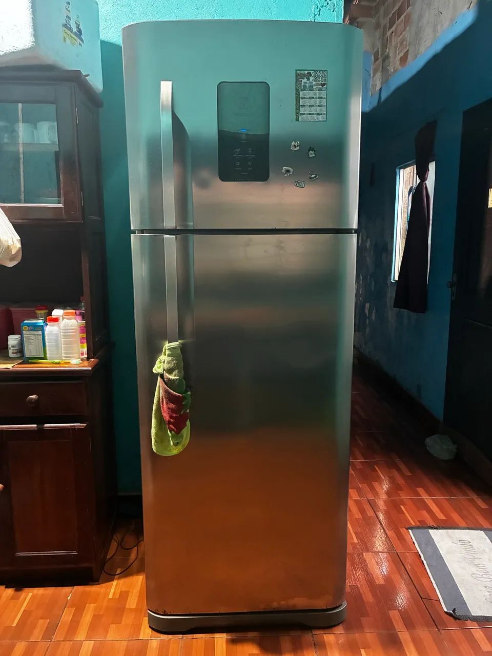 Geladeira Electrolux inox 