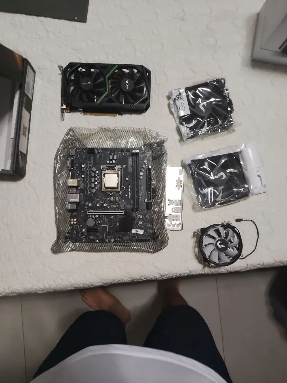 KIT I5 10400F + RTX 2060 + PLACA MÃE B560M-E + 2 VENTOINHAS 