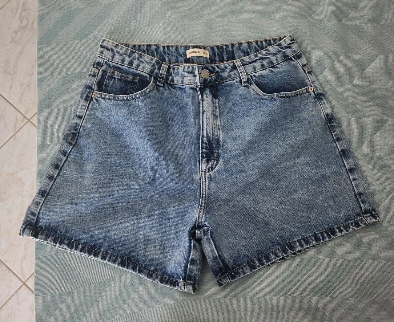 Short Jeans Hering NUNCA USADO