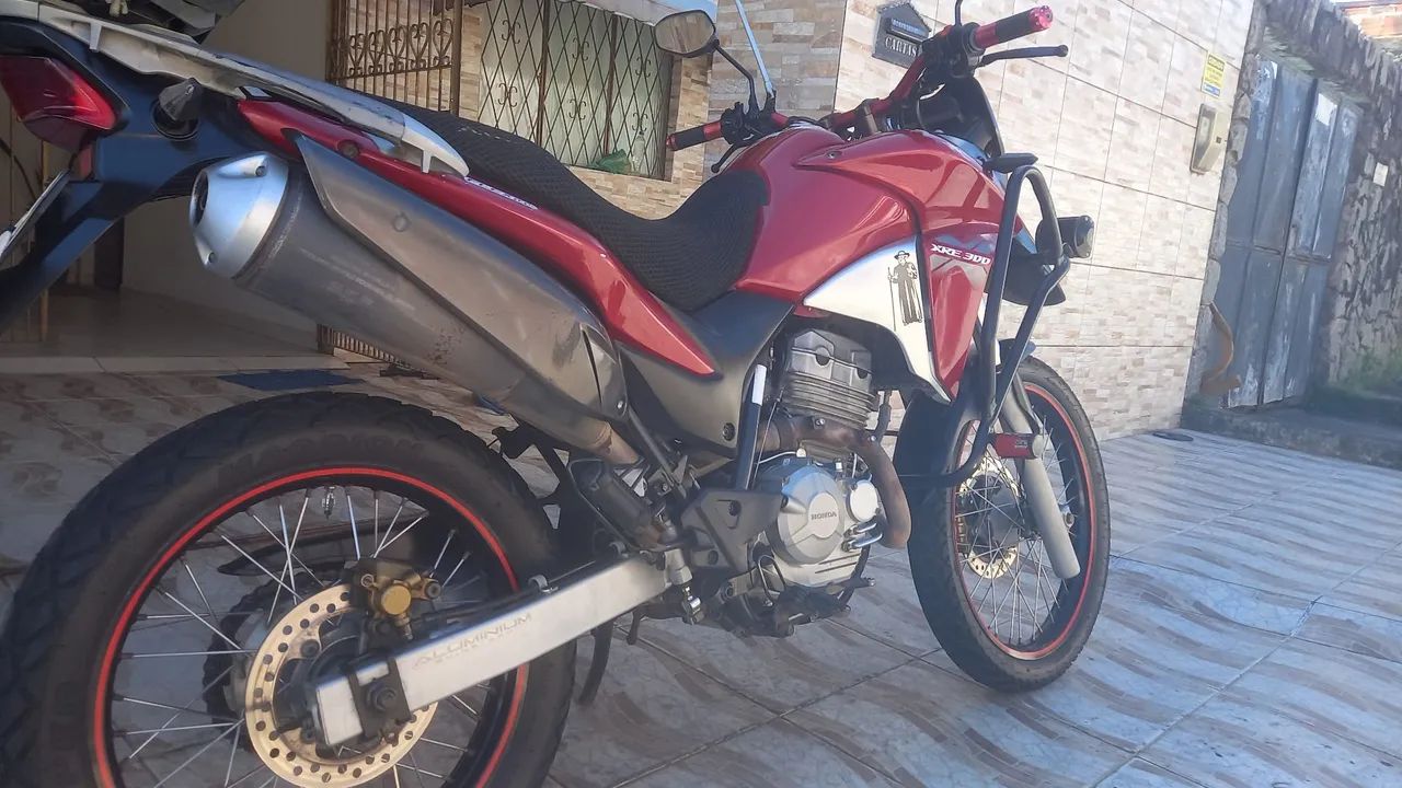 Xre 300 a mas nova de Maceió 2015