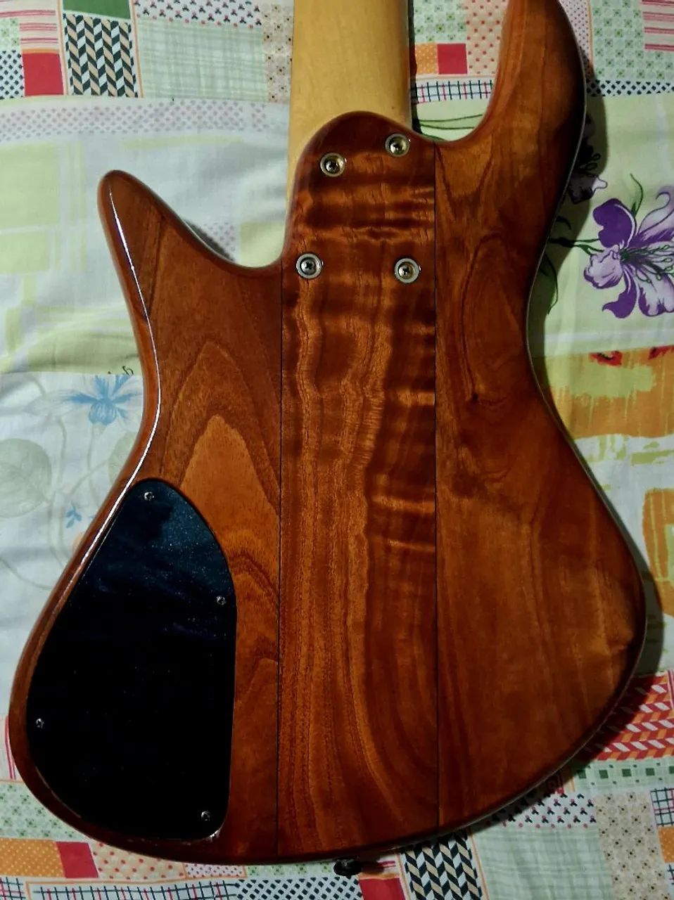 Baixo de luthier  - Foto 5
