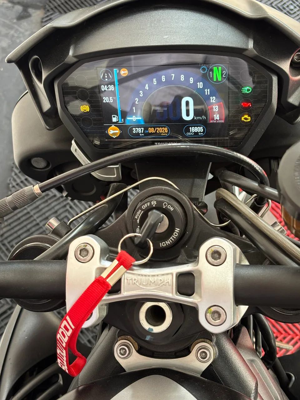 TRIUMPH STREET TRIPLE RS - Foto 2