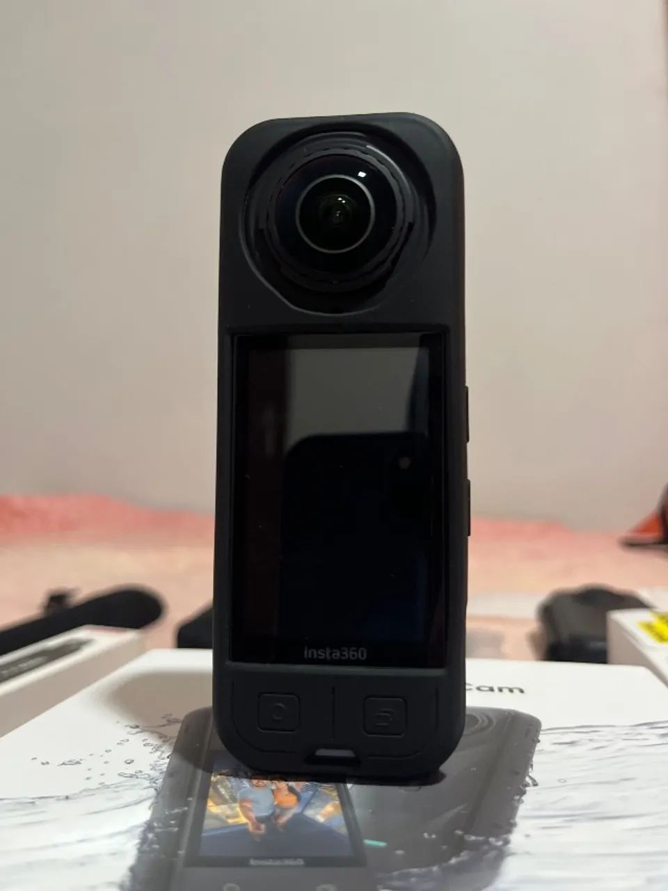 Insta 360 x5  - Foto 4