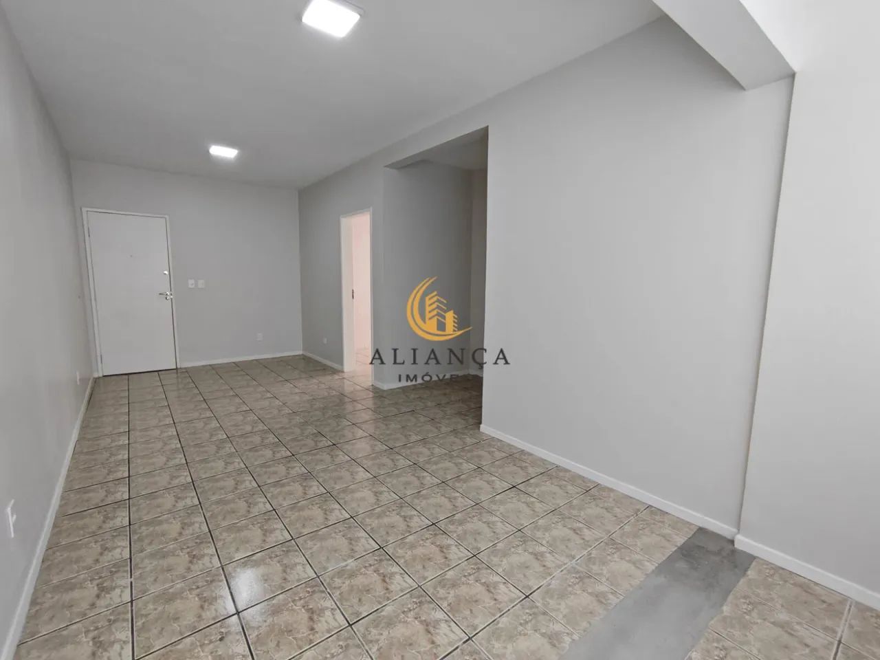 Apartamento em Kobrasol, São José/SC - Foto 2