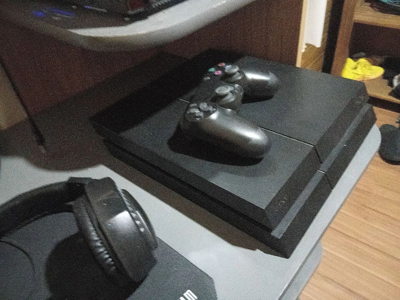 PS4 FAT 1TB - Foto 2