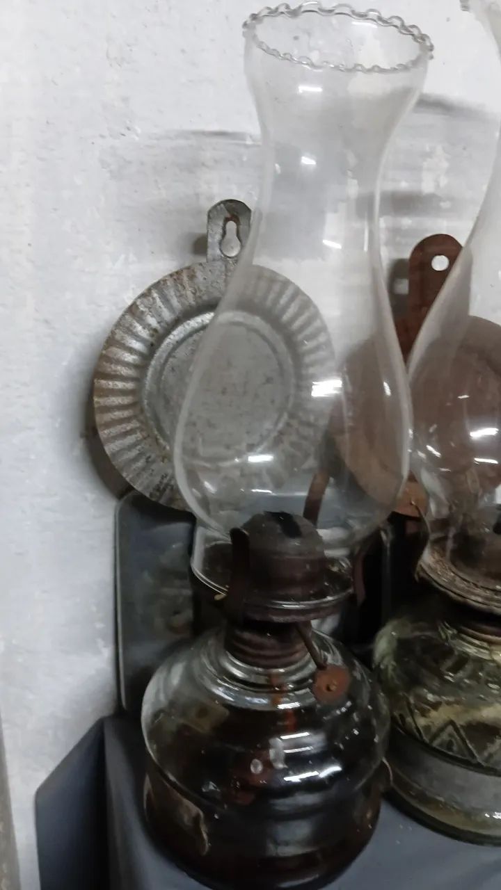 Lampião a querosene. 