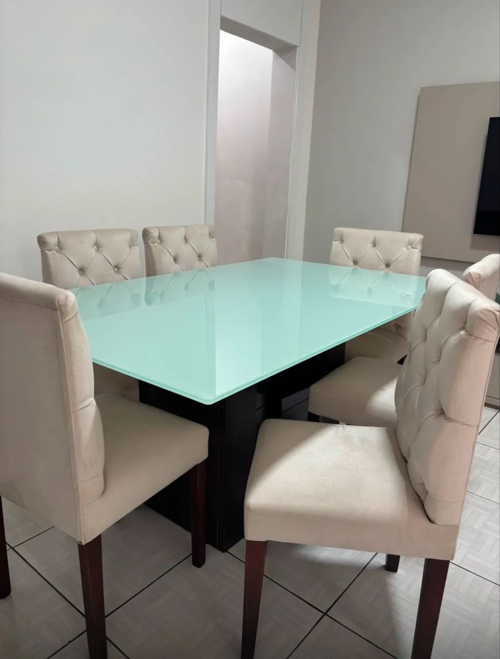 Mesa de Jantar com 6 Cadeiras - Tampo de Vidro  - Excelente Estado
