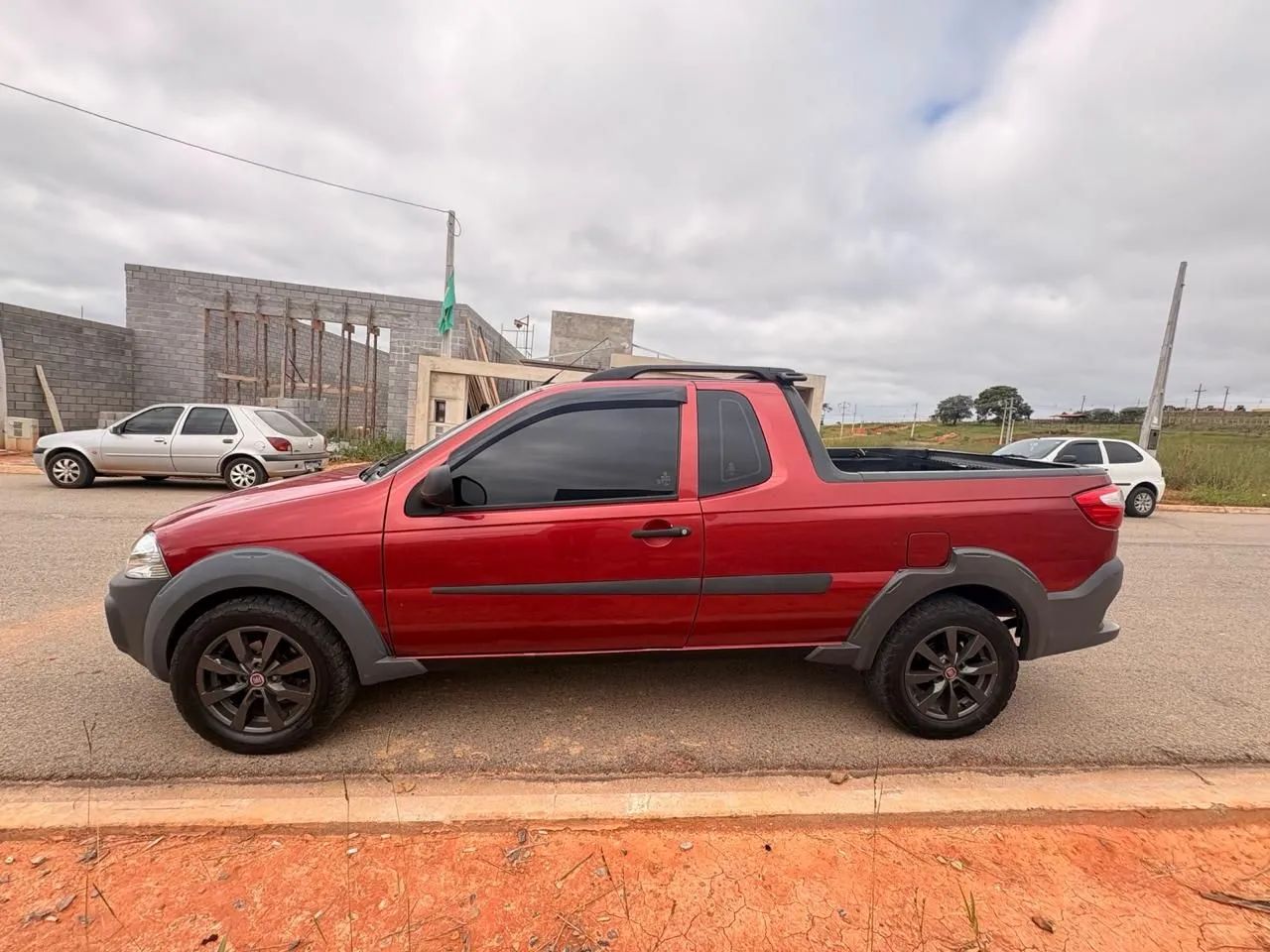 Fiat Strada Working Celeb.1.4 Fire Flex 8V CE 2014 - Foto 2