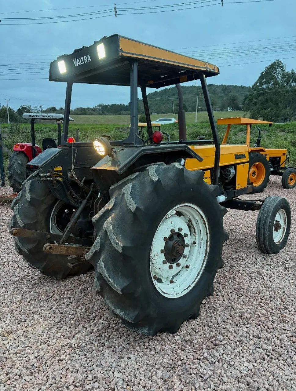 Trator agrícola  - Foto 3