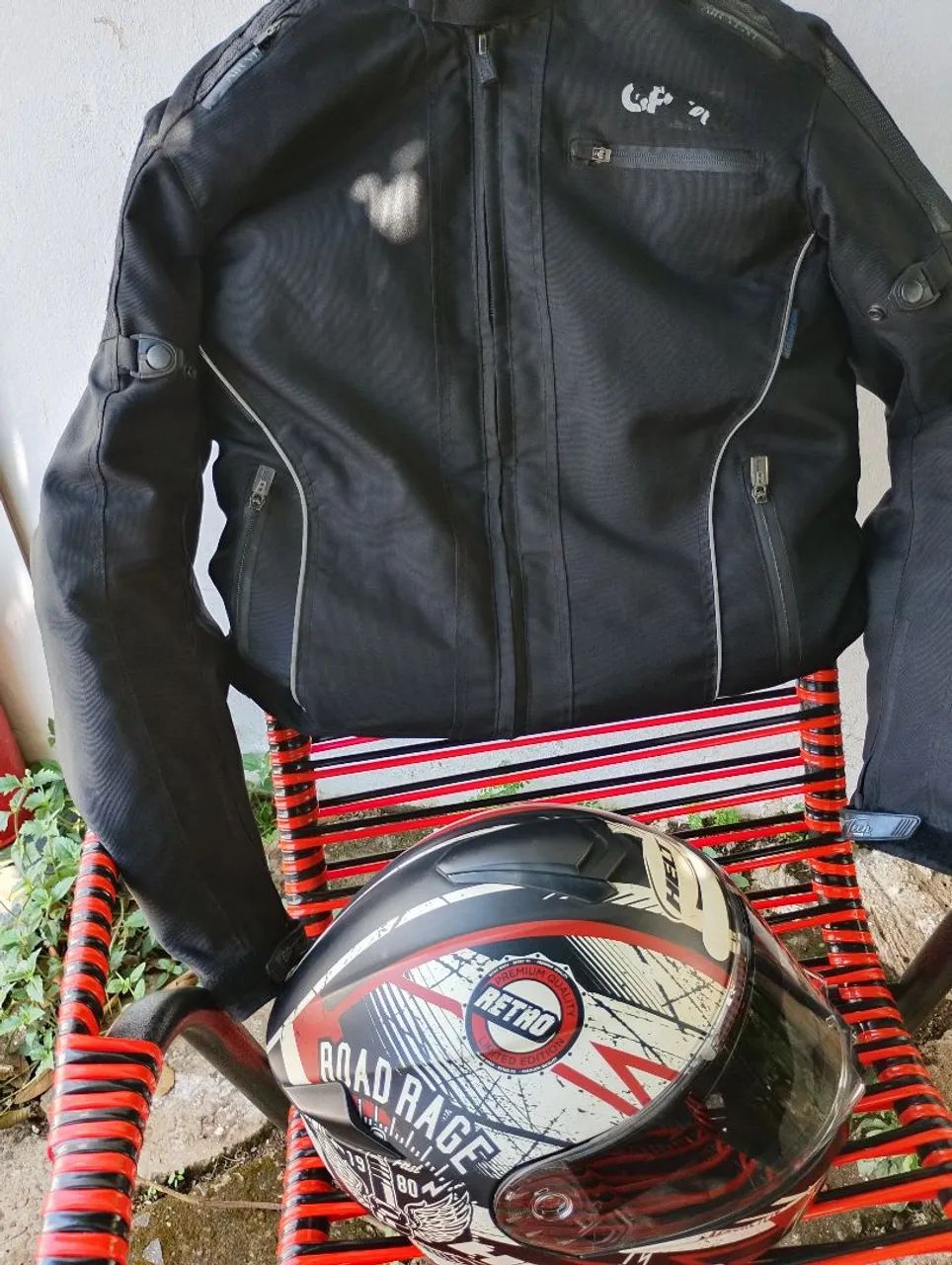 Jaqueta e capacete em ótimo estado de uso, capacete articulado  - Foto 5