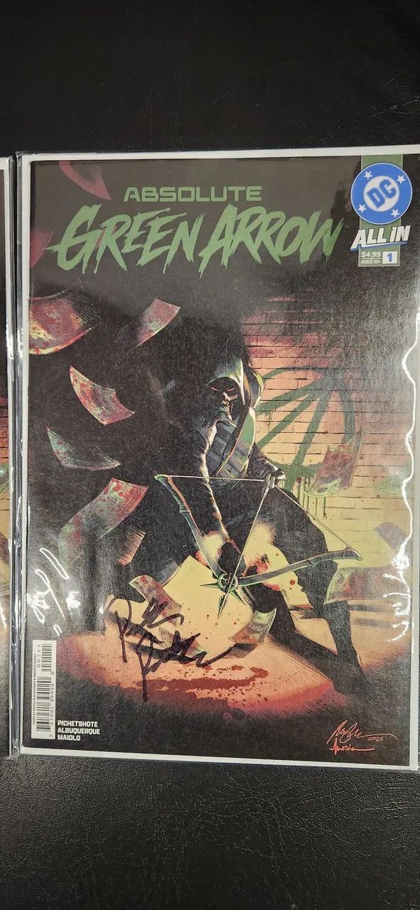 Absolute Green Arrow Autografado - Foto 3