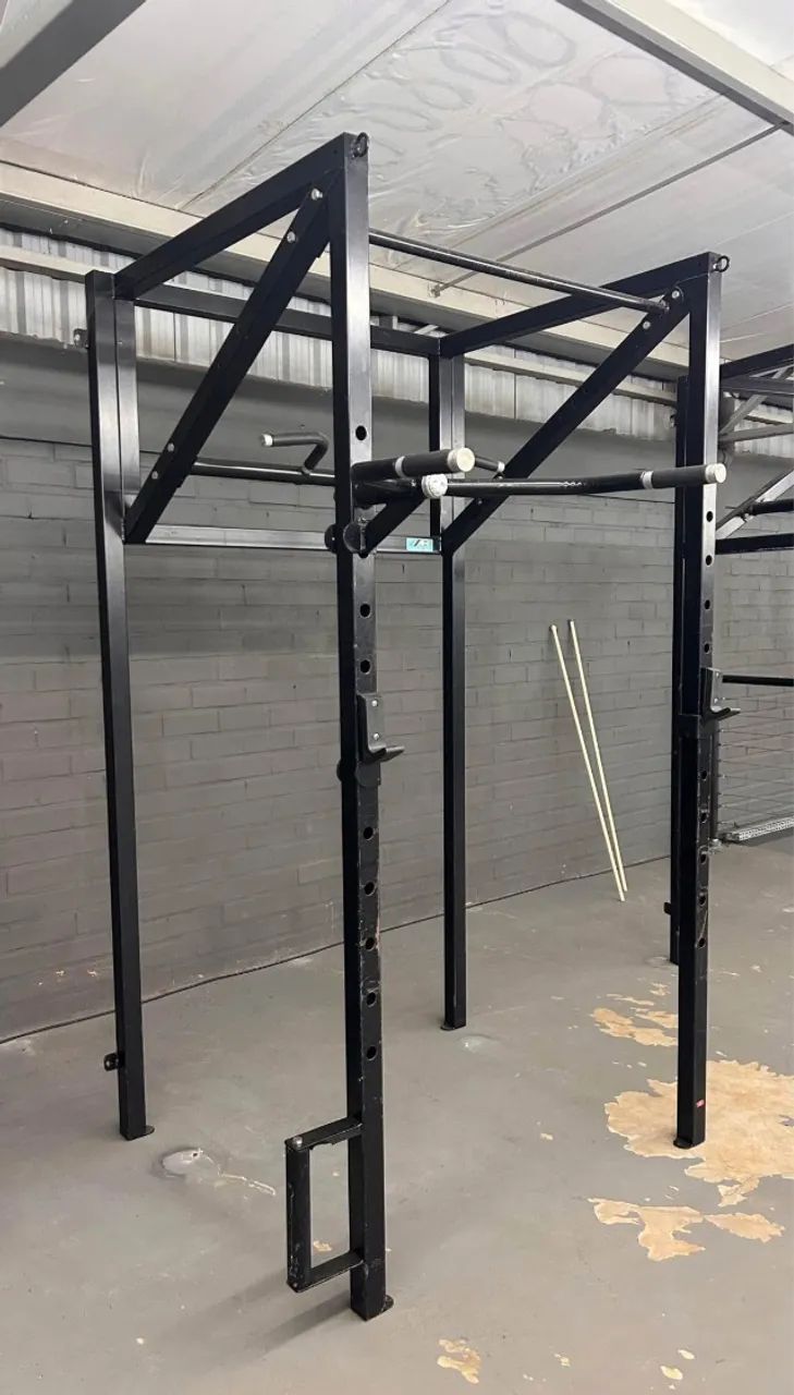 Gaiola rack para academia 