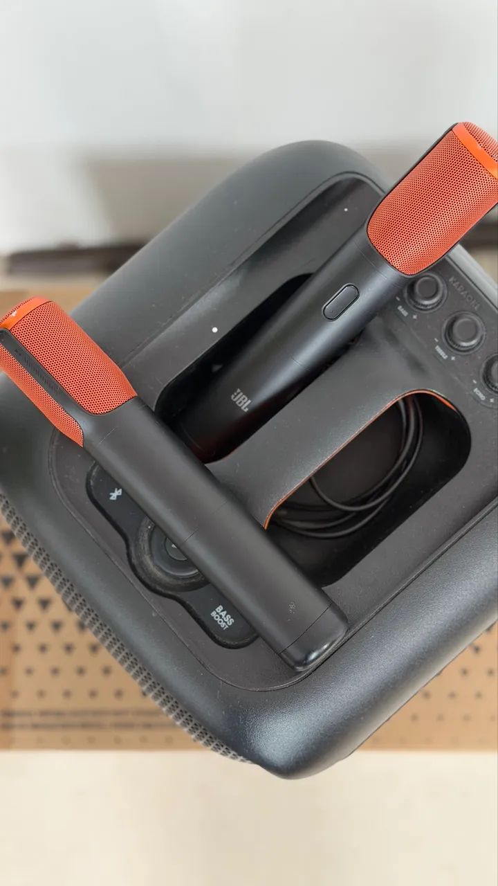 JBL PARTY BOX ENCORE COM MICROFONES - Foto 3