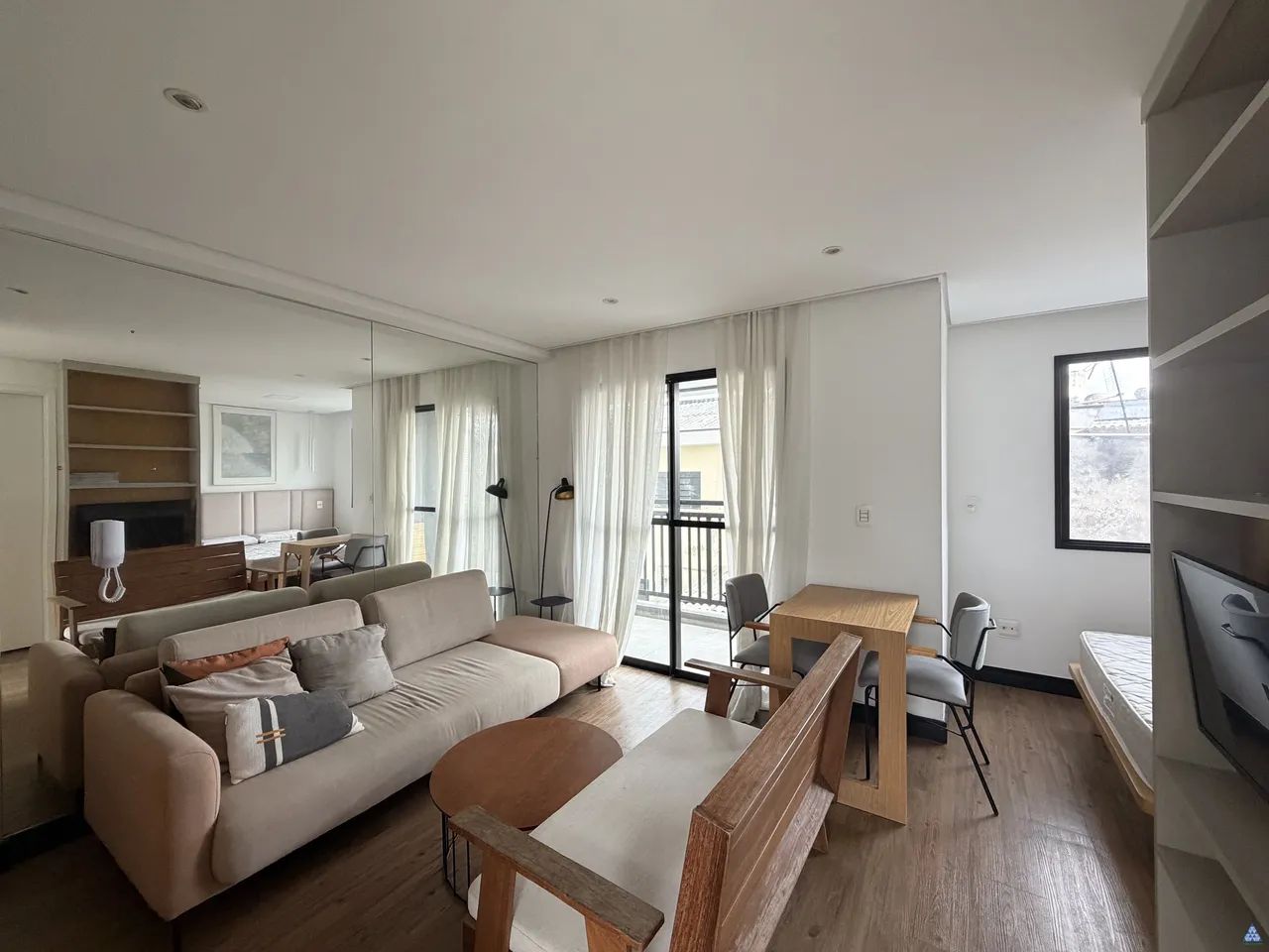 STUDIO MOBILIADO DE 31 M² PARA LOCAÇÃO | PARADA INGLESA - Foto 2