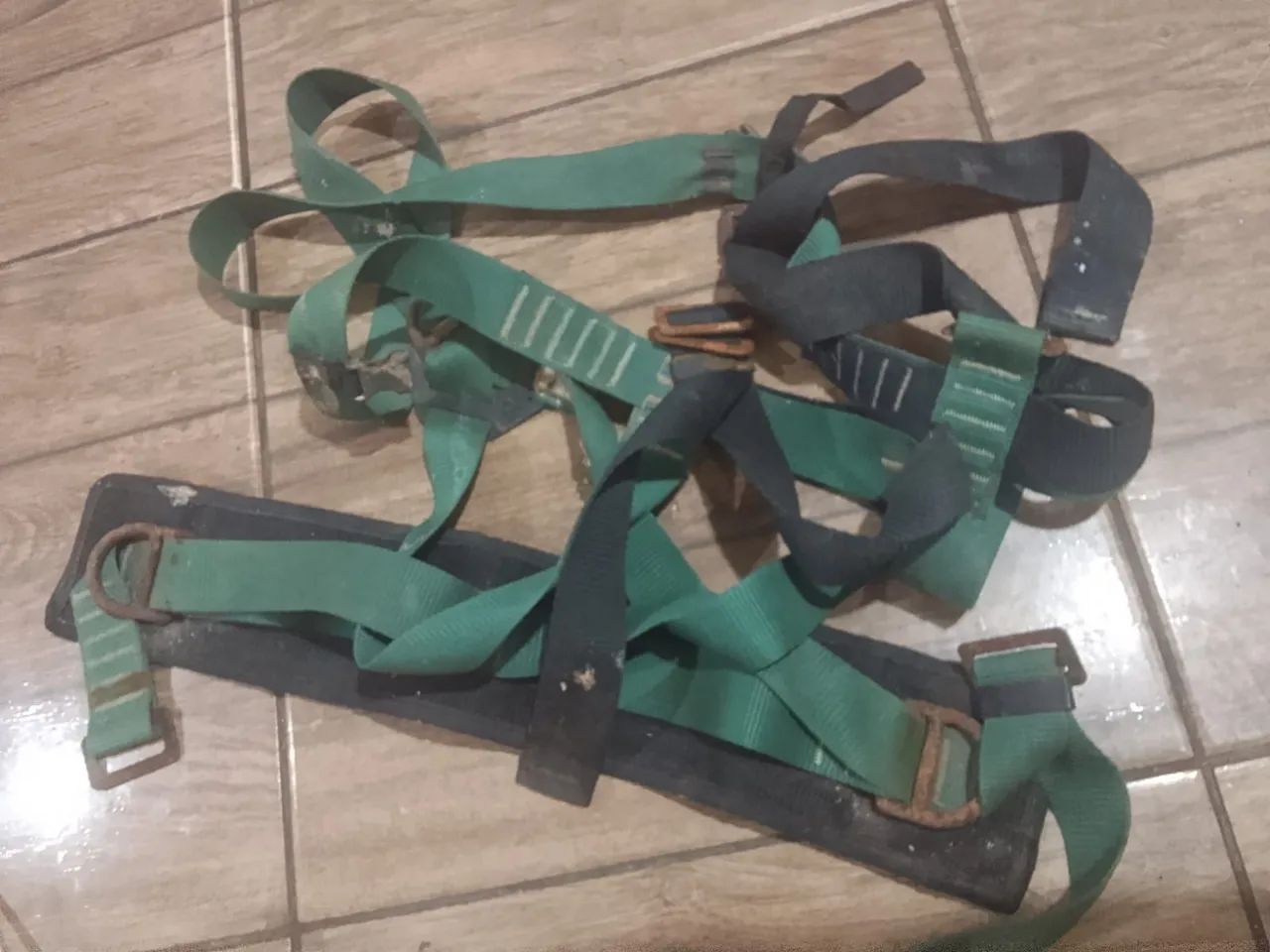 Cinto de segurança estilo paraquedista 