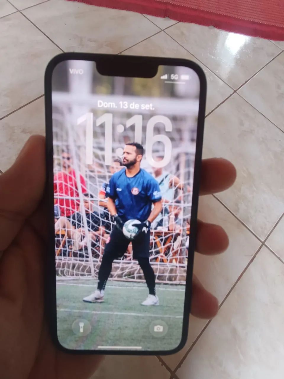iphone 16e - 128 gigas - bateria 98% - Foto 3