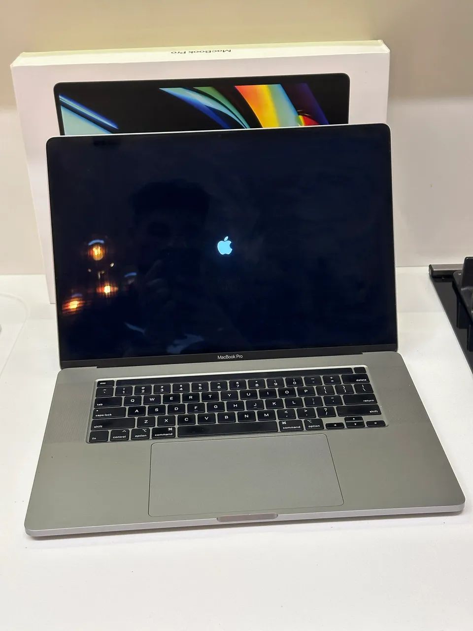 MacBook Pro 16 - Intel i7 2019 - Foto 5