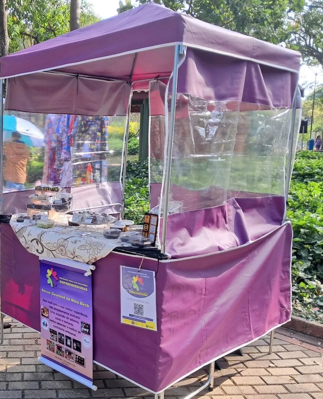 Barraca de feiras Roxo semi nova 1.40x1.40, já com a mesa de exposição.  - Foto 5