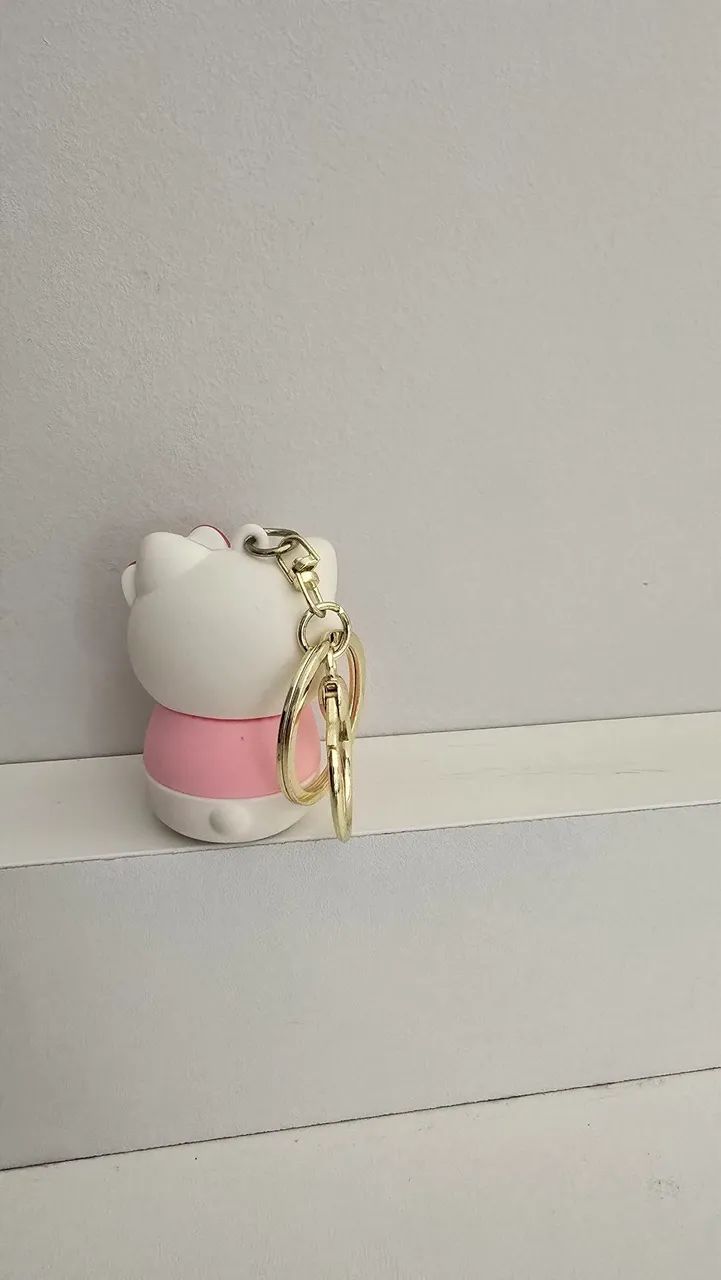 Chaveiro Hello Kitty que ascende  - Foto 3
