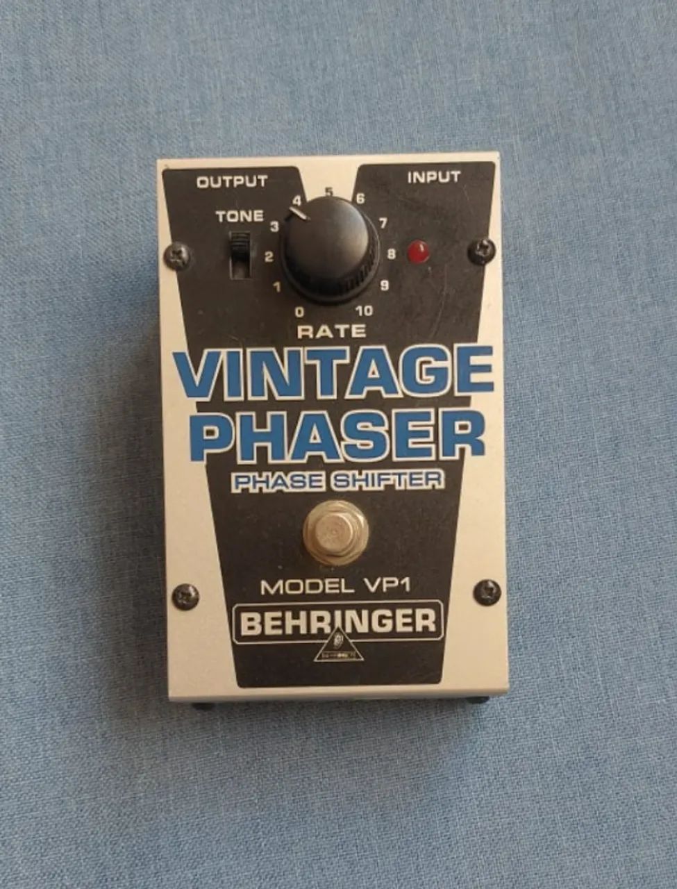 Pedal Phaser Behringer Vintage VP1 - Phase Shifter