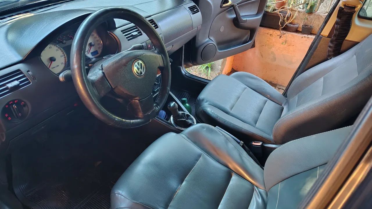 Volkswagen Saveiro Super Surf 1.6 MI Total Flex 8V 2004