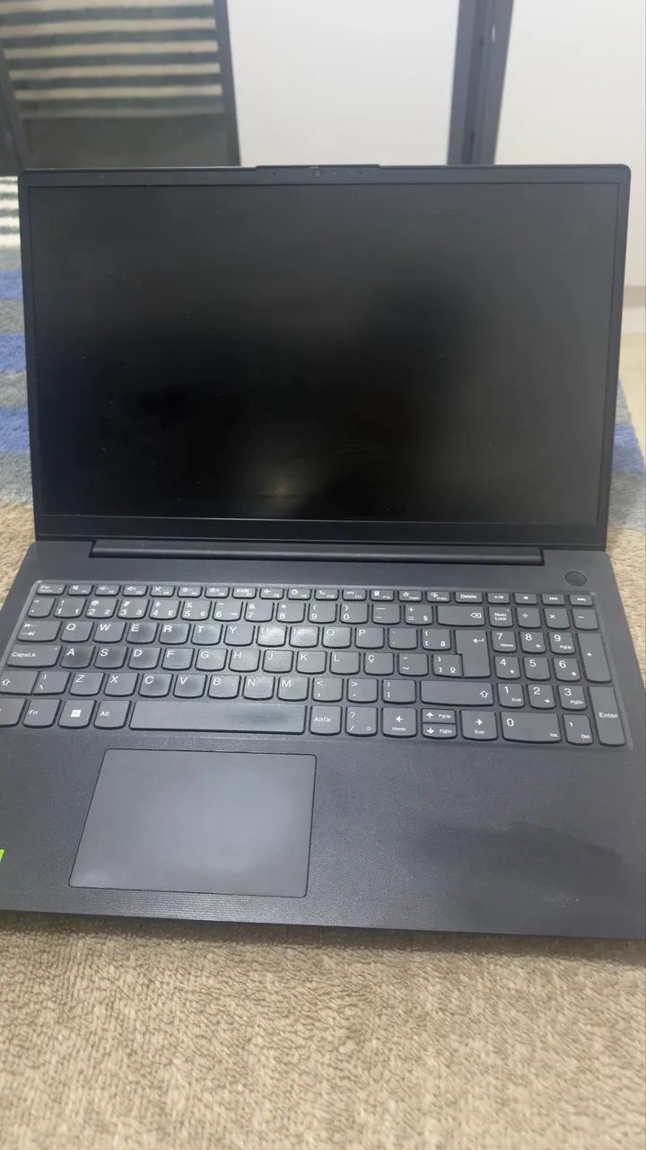 Notebook Lenovo v15 g2  - Foto 2