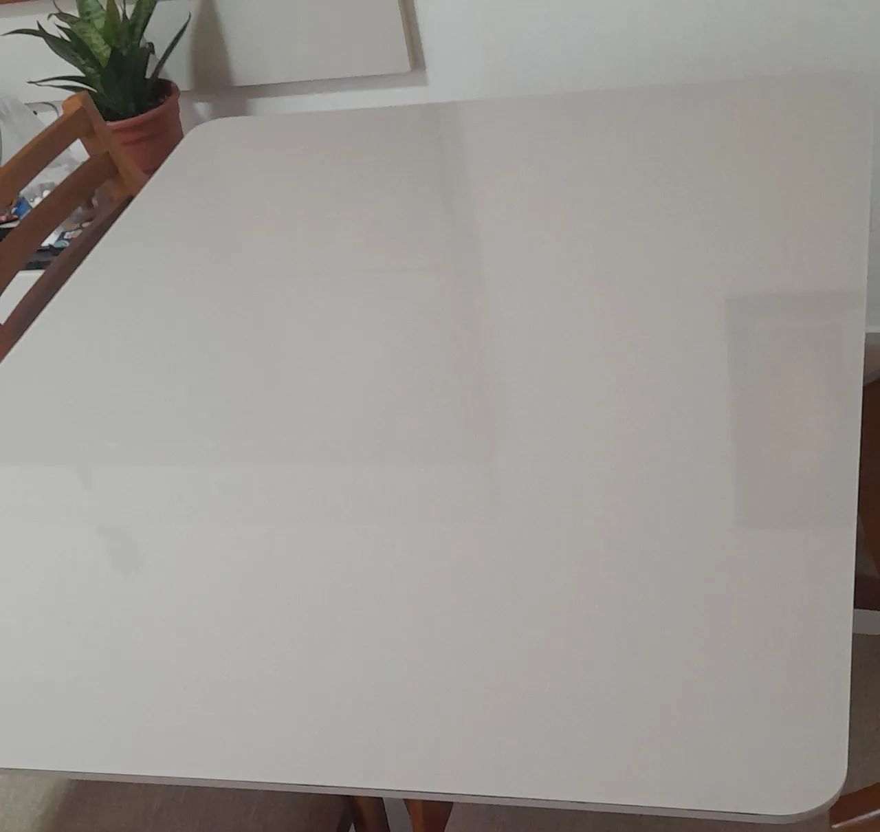 EXCELENTE!!!!! Mesa com 04 cadeiras. - Foto 4