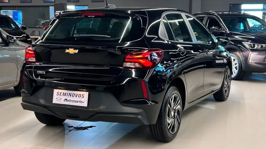 Chevrolet Onix Hatch 1.0 12V Flex Mec. 4P 2026 - Foto 3
