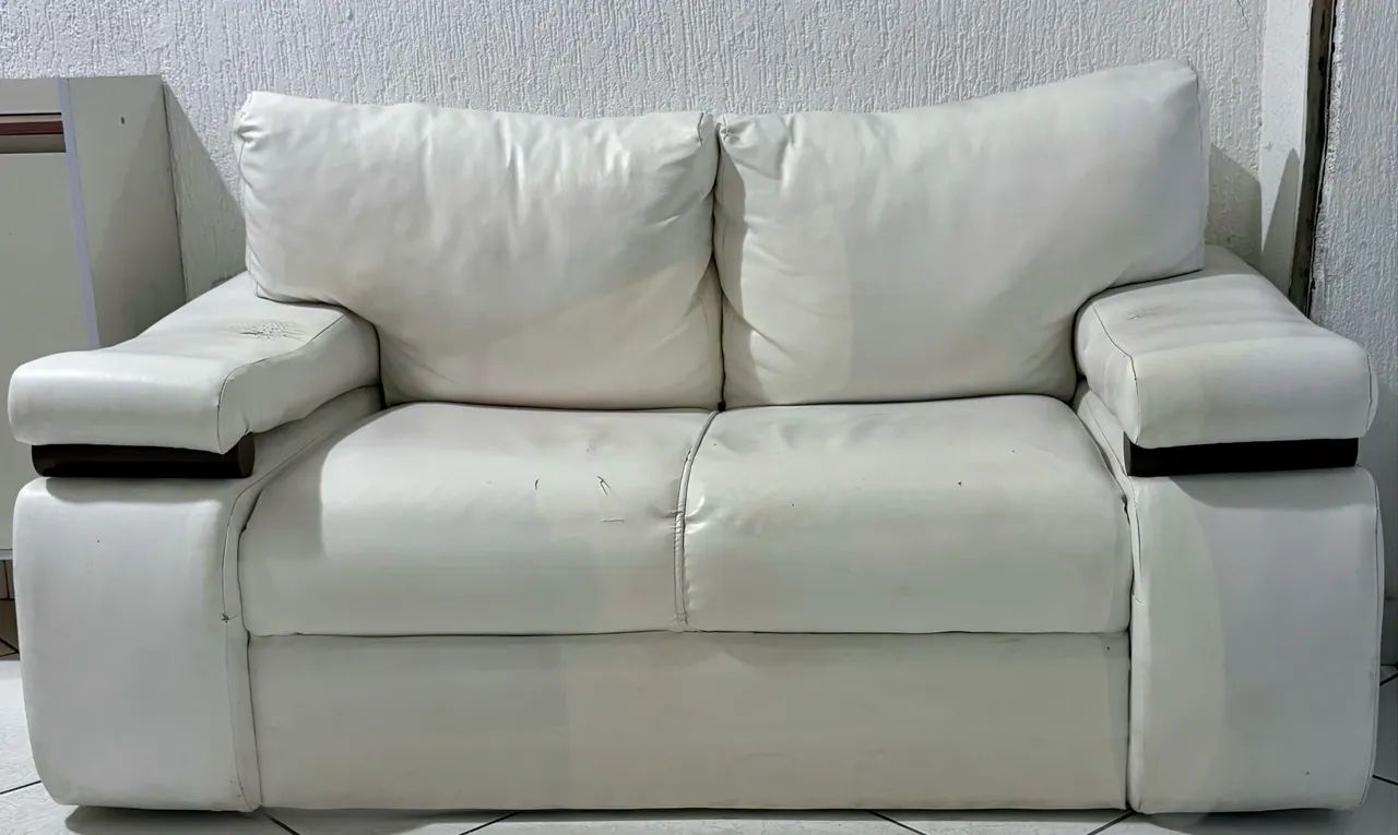 Sofá 2 lugares 