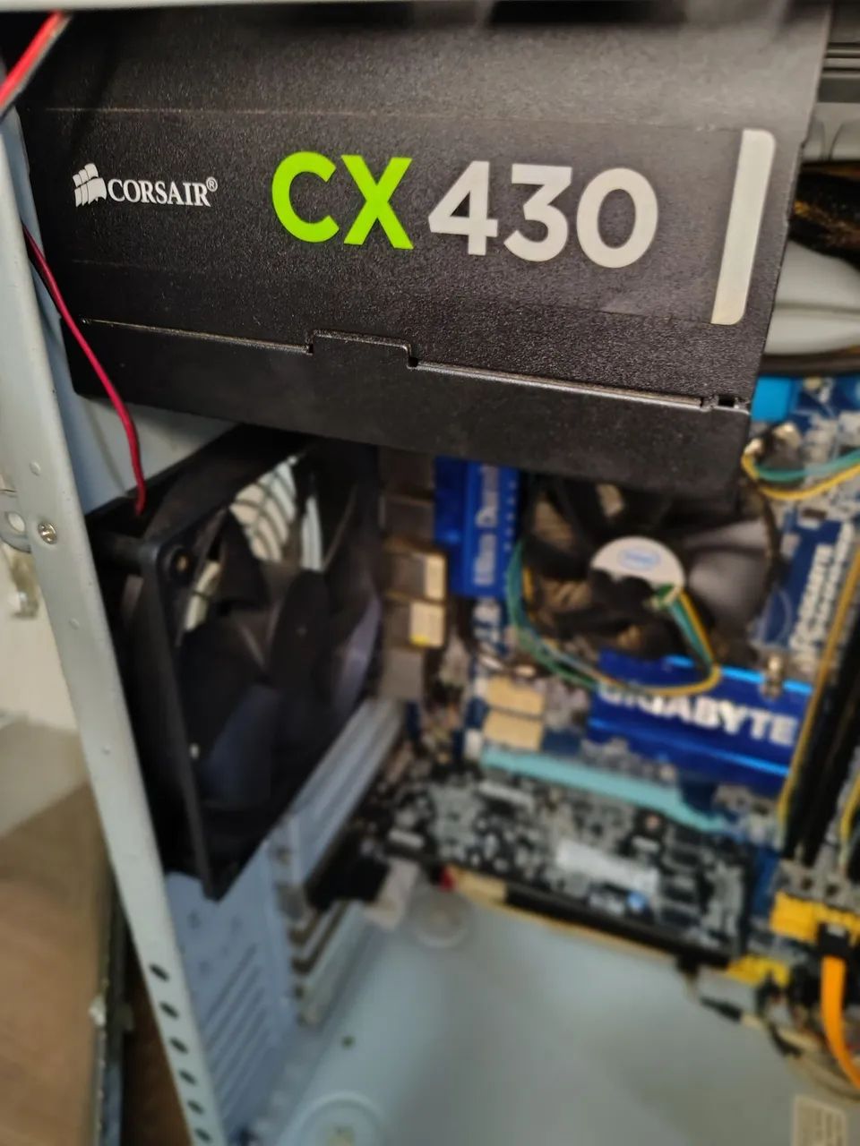 PC Gamer / Multimídia Core 2 Quad + 8GB RAM + SSD + Radeon HD 5450 - Foto 3