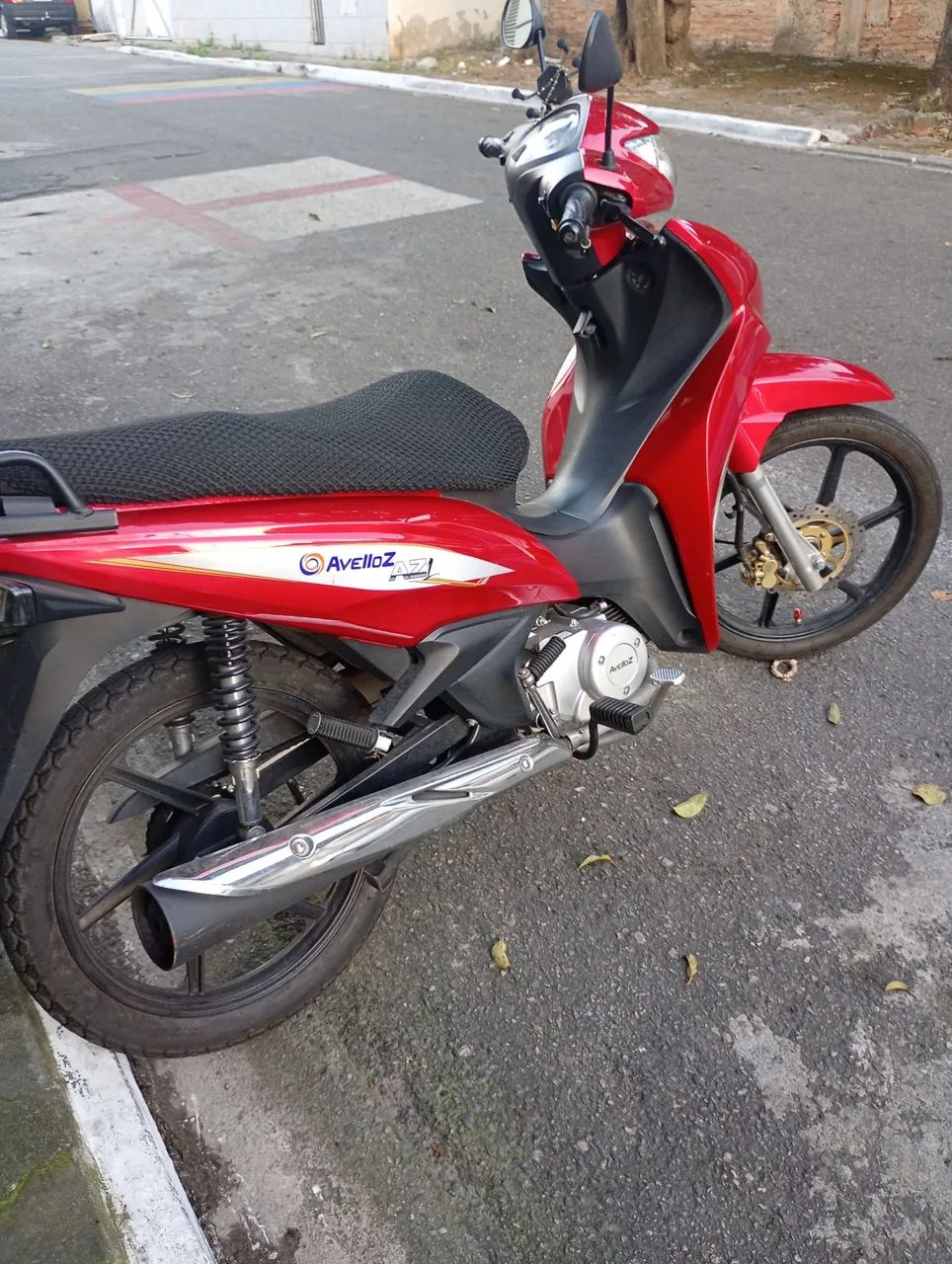Moto Avelloz  - Foto 2