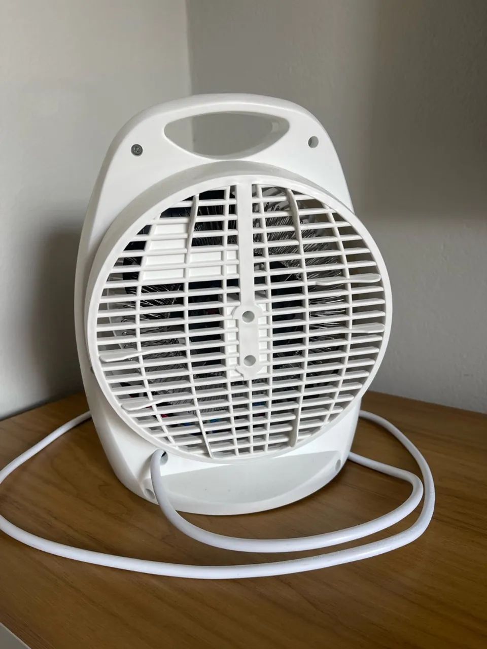 VENDO AQUECEDOR ELÉTRICO BRITÂNIA - Foto 4