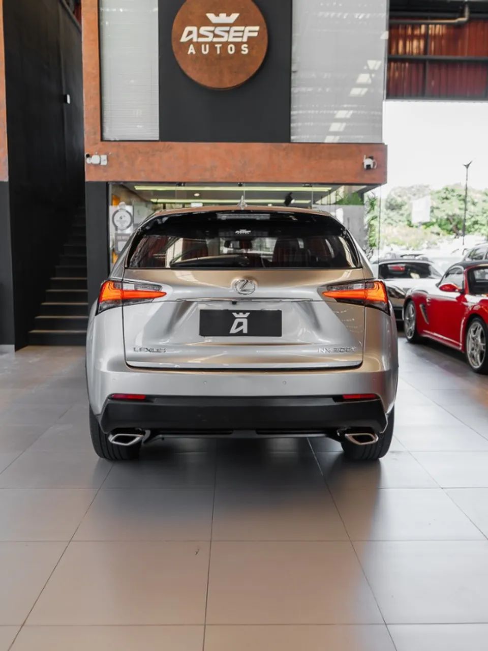 Lexus NX-200t F-sport 2.0 16V 238cv Aut., foto 5 de 18