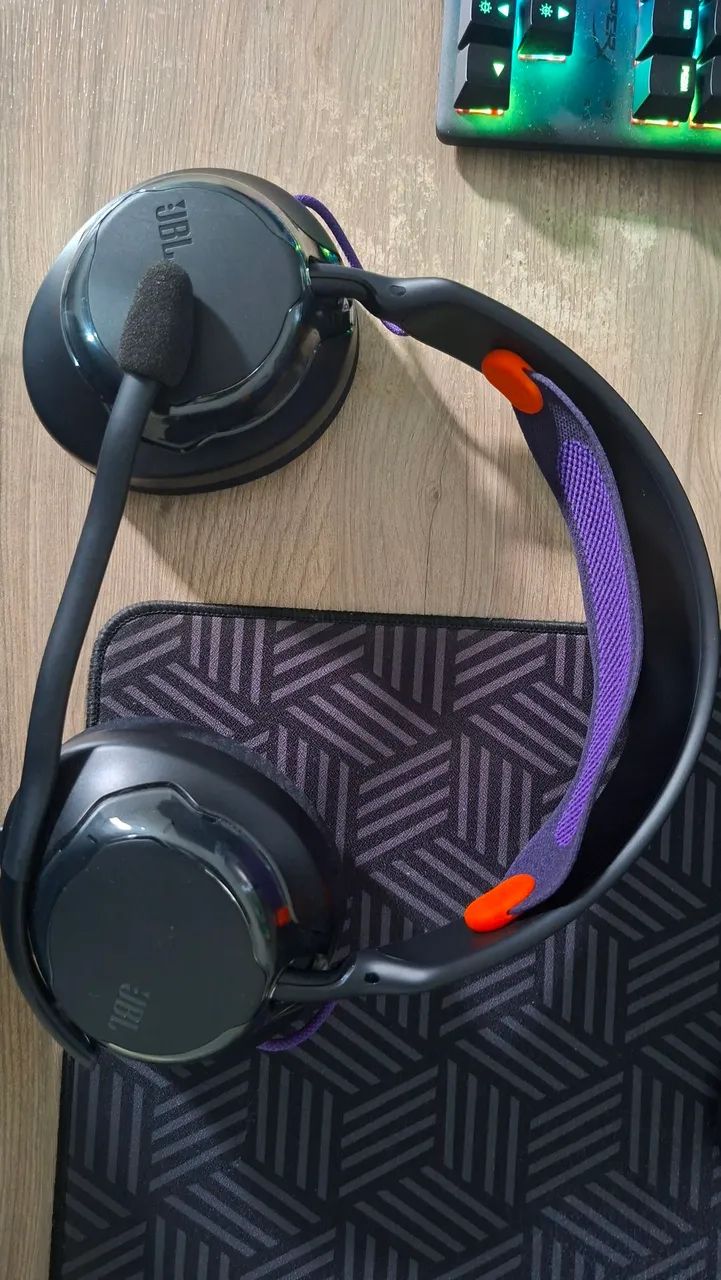 Vendo Teclado Hyperx TKL e Headset JBL 