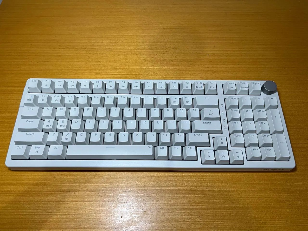 Ajazz AK992 - Teclado Mecânico 98 Teclas Hot Swap USB-C NOVO