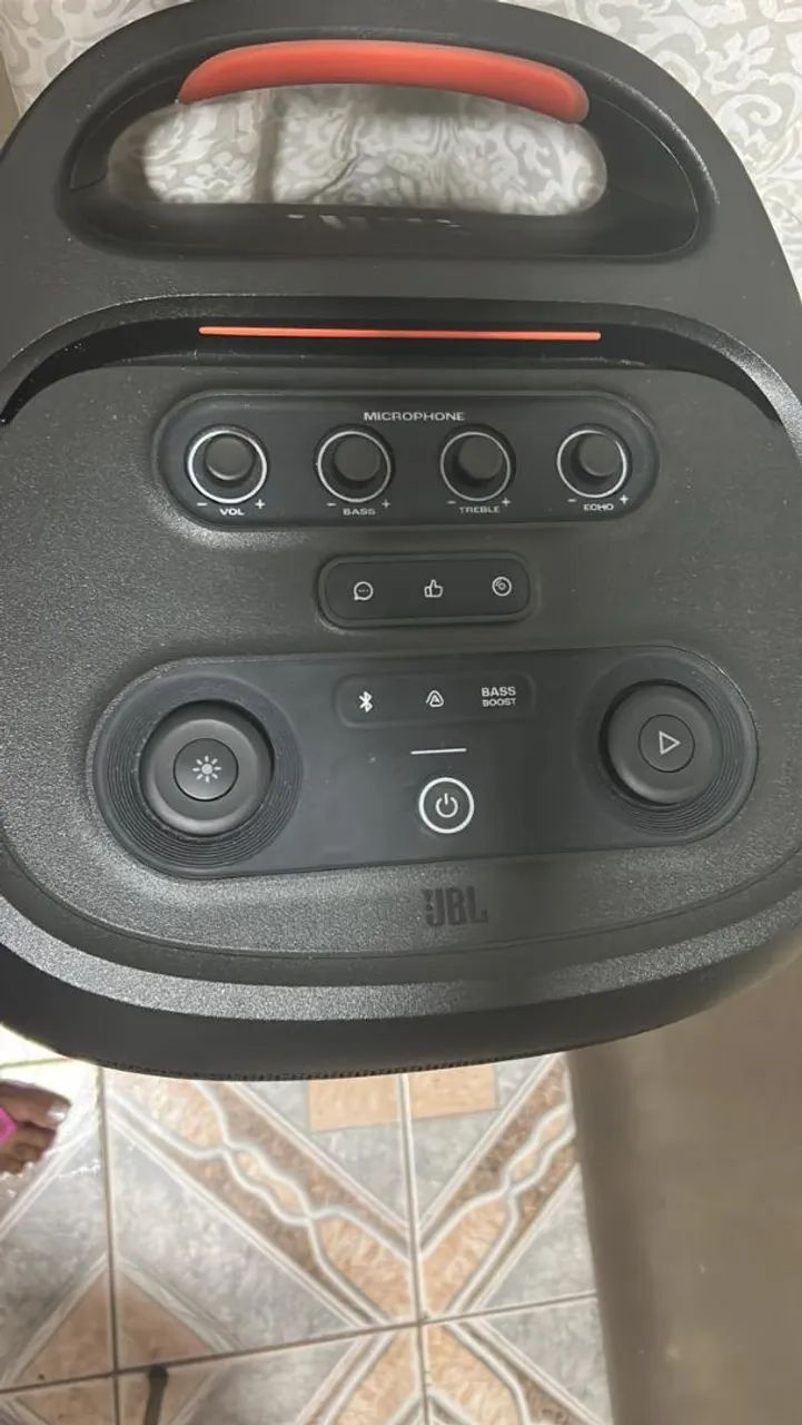 Caixa de som JBL  - Foto 2