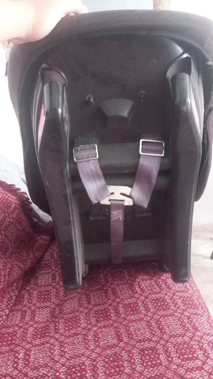 VENDO BEBÊ CONFORTO COSCO CONSERVADA  - Foto 4