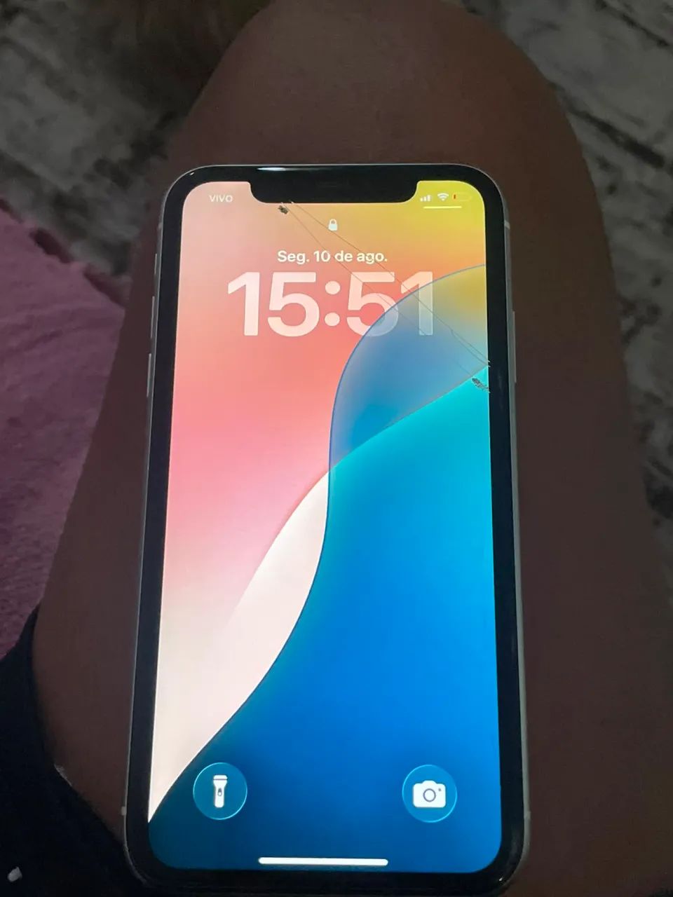 Vendo iPhone 11 600
