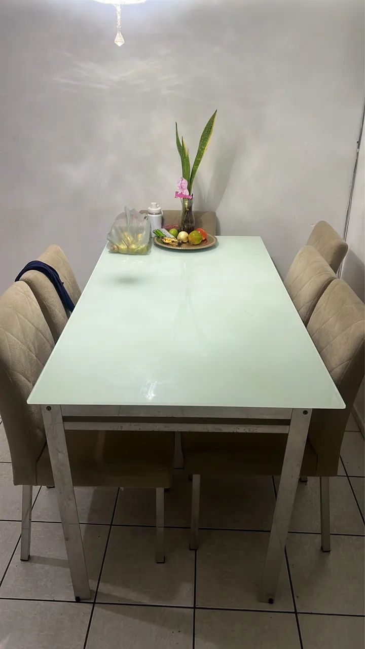Mesa de vidro 6 lugares 