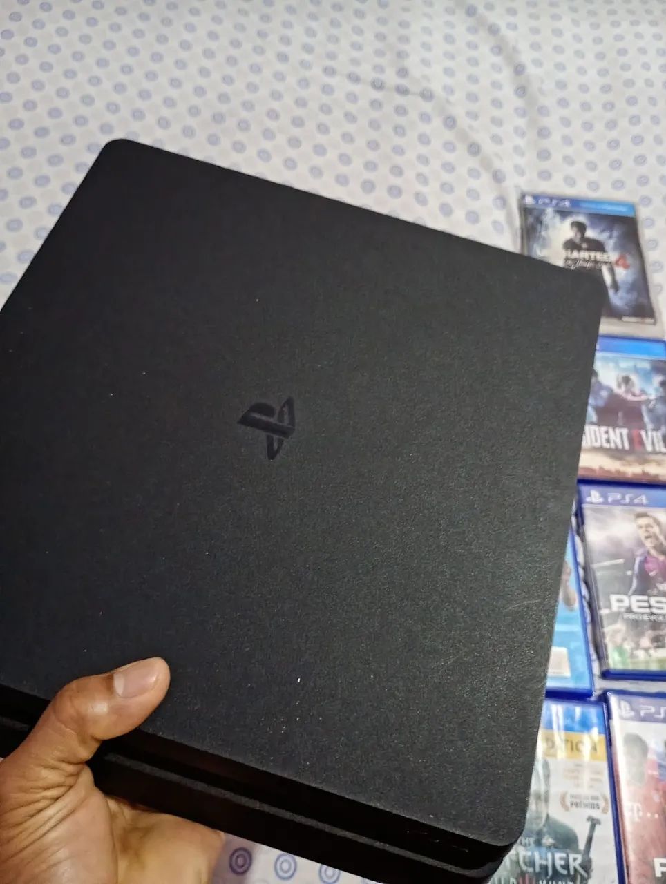 Playstation 4 de 1 terá  - Foto 3