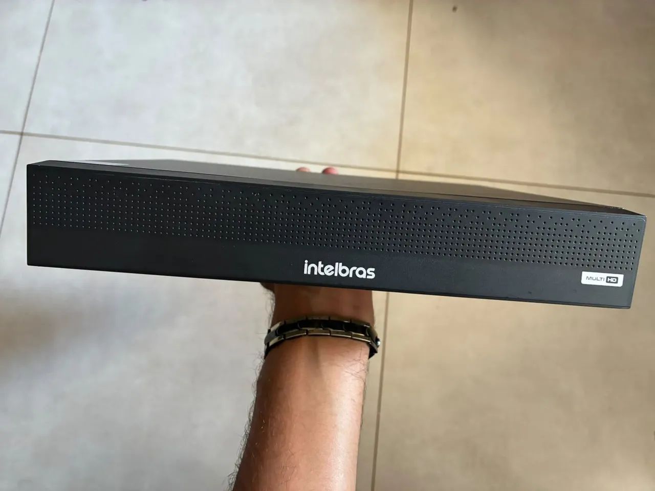 DVR multi 16 canais Intelbras com HD  2 tera - Foto 2