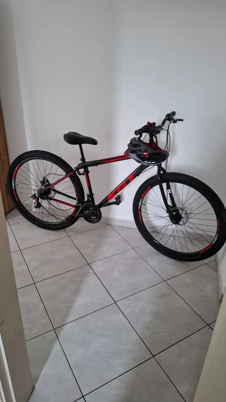 Bicicleta aro 29 e capacete GTS 
