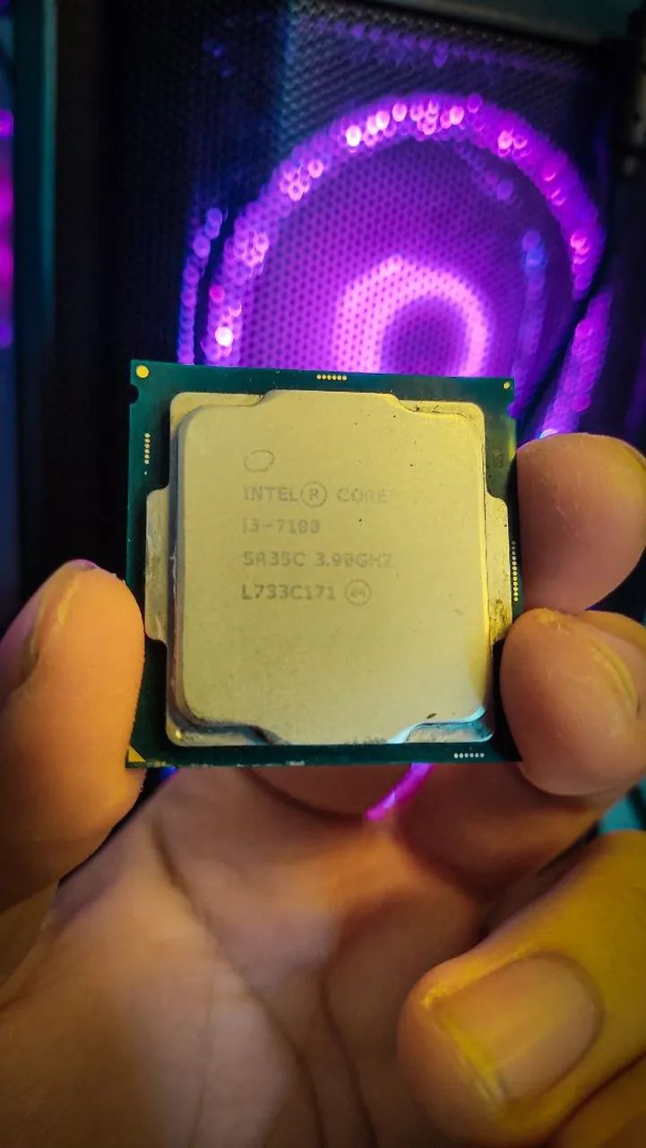Intel Core i3 7ª Geração (i3-7100)