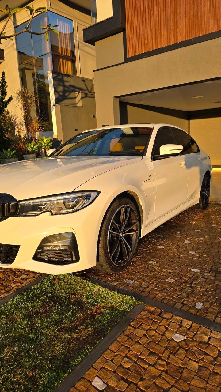 BMW 330E M Sport 2.0 Turbo Híbrido AU 2022