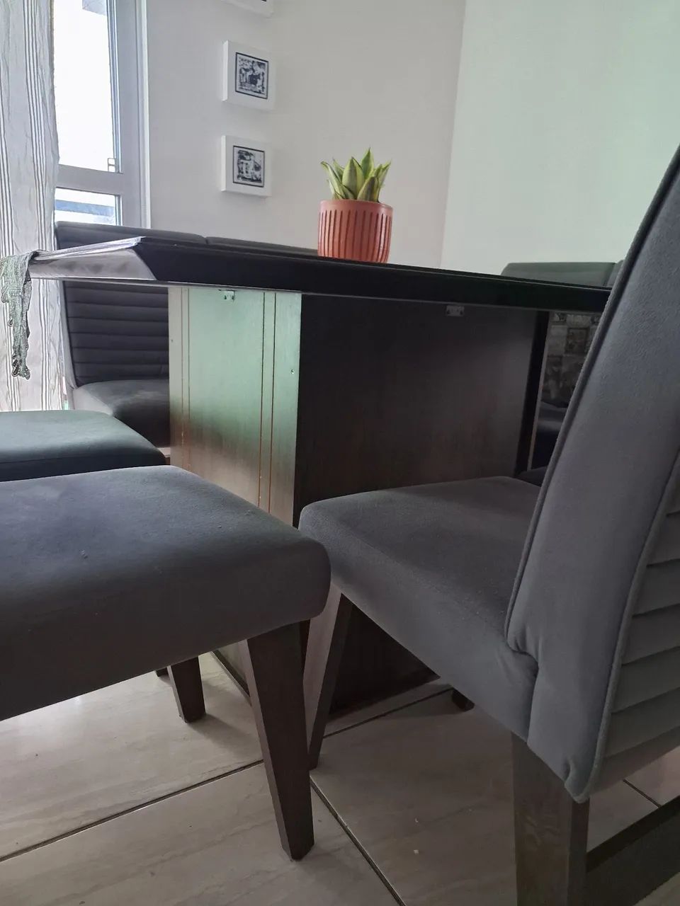 Conjunto  de mesa sala de jantar 8 cadeiras - Foto 5