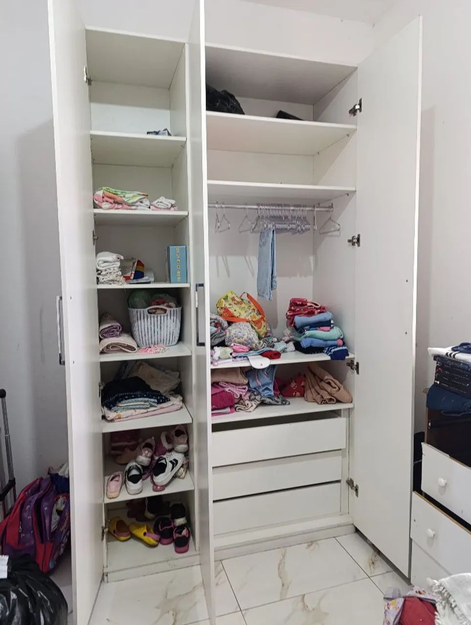 Guarda roupa MDF muito lindo e bom - Foto 2